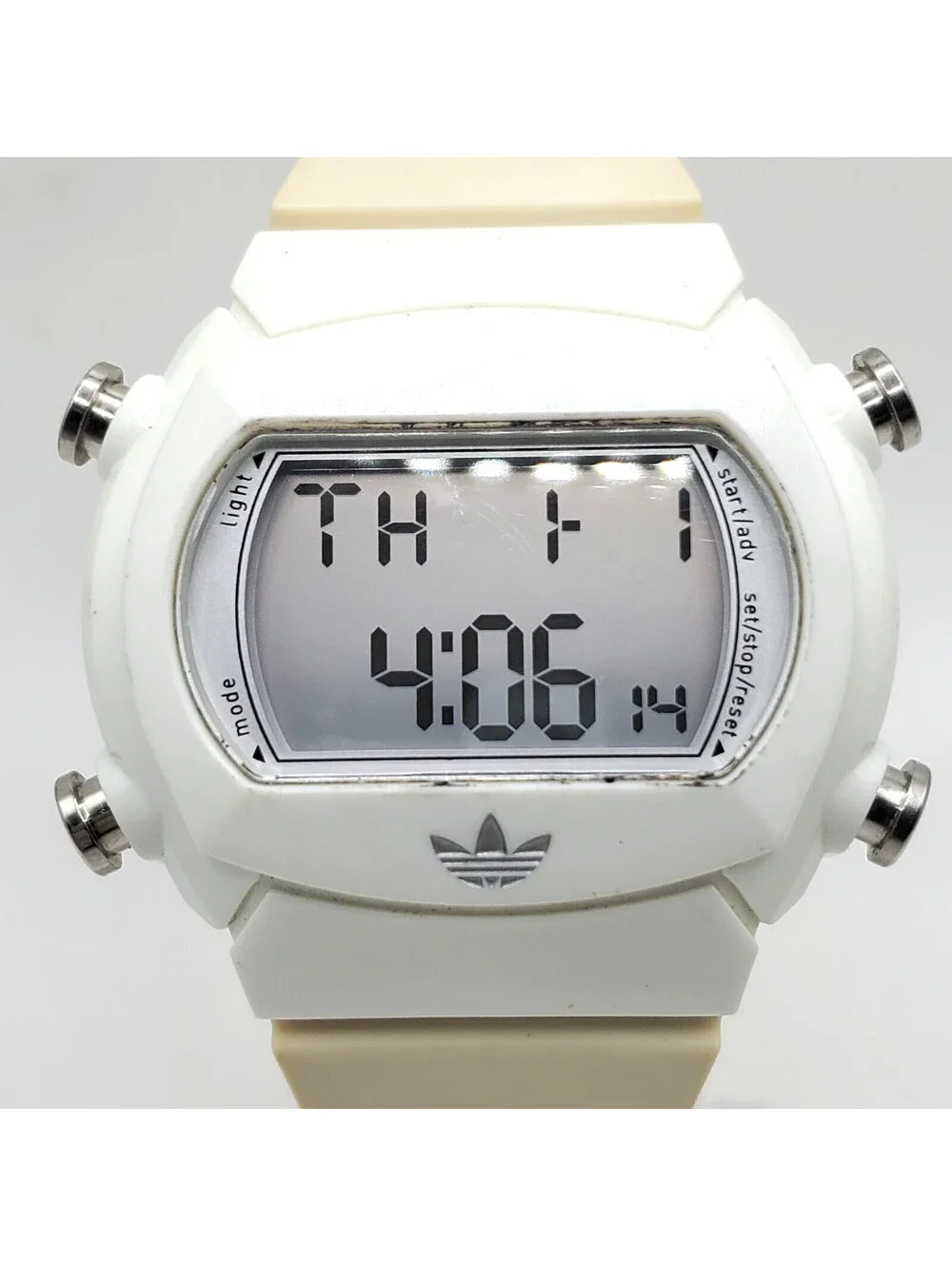 Adidas ADH6046 digital Sports Watch 43mm White New Battery Please Read
